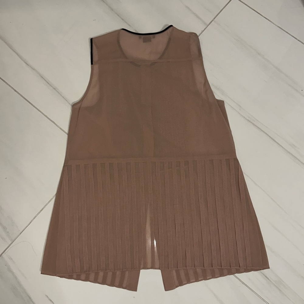 THEORY SILK TUXEDO STYLE SILK TOP SMALL - Picture 3 of 3